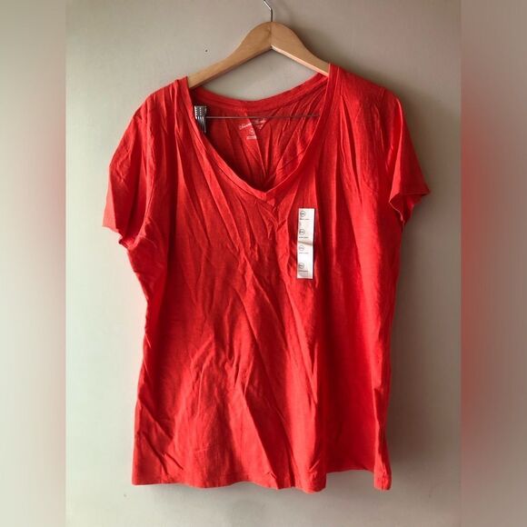 📳 Universal Thread | Orangey/Red Top - Picture 1 of 2